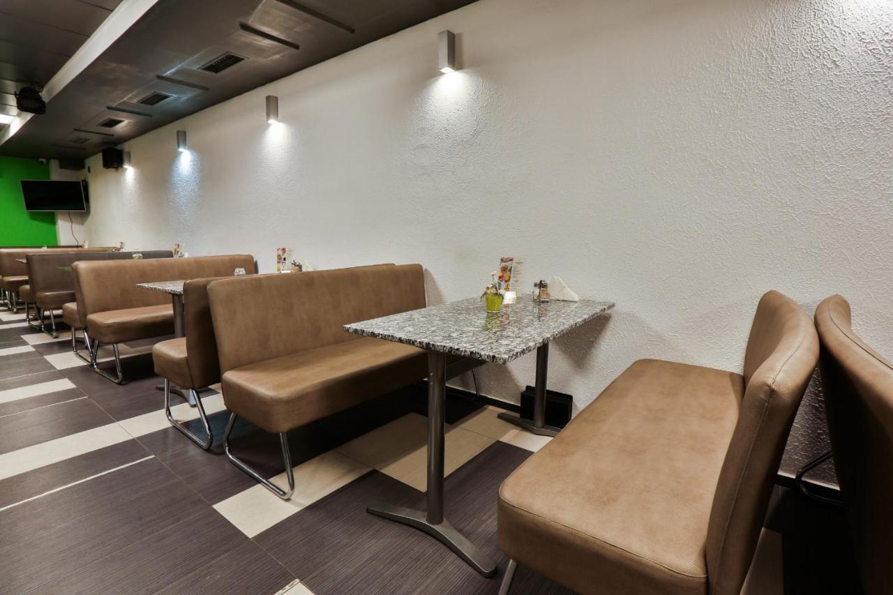 Penzion Hviezda Bratislava Extérieur photo