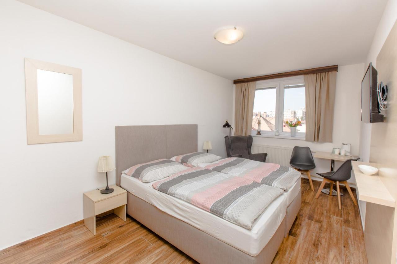 Penzion Hviezda Bratislava Extérieur photo