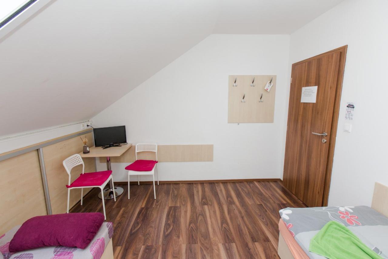 Penzion Hviezda Bratislava Extérieur photo